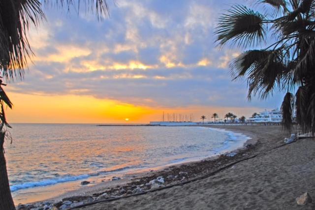 Sweet Home In Puerto Marina Benalmádena Εξωτερικό φωτογραφία